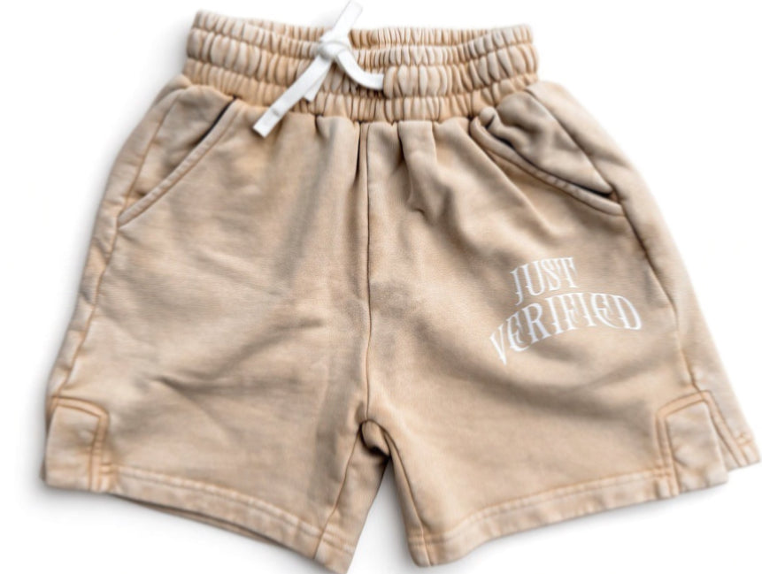 Shorts JustVerified