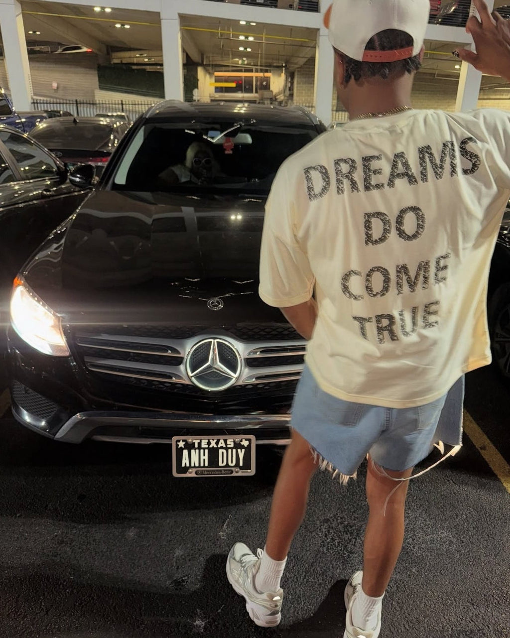 Dreams Oversized Tee Just Verified